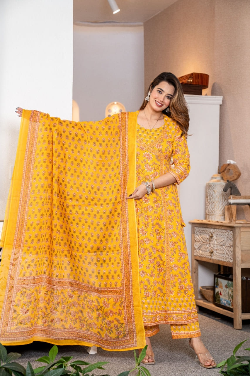Yellow Floral Printed Kurti Pant Suit Set With Dupatta