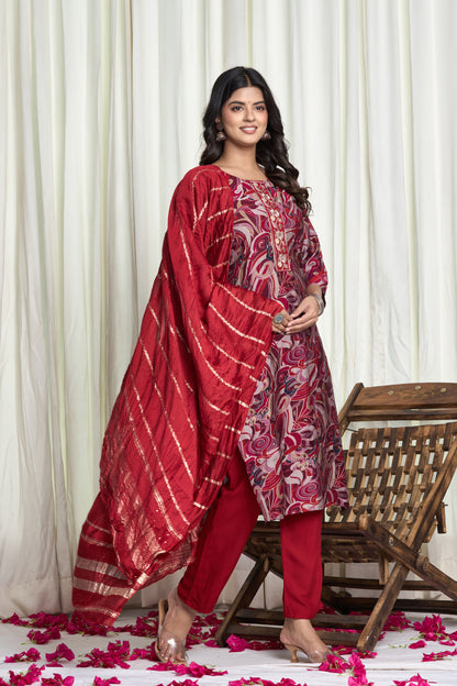Gulzar Aura – Maroon Floral Printed Straight Kurta Set with Golden Embroidered Dupatta