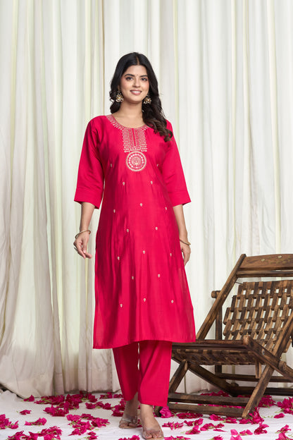 Pink Embroidered Kurta Set with Floral Dupatta – Royale