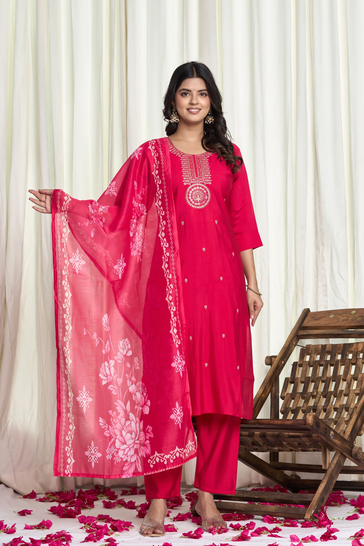 Pink Embroidered Kurta Set with Floral Dupatta – Royale