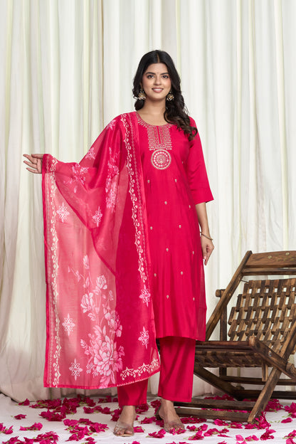 Pink Embroidered Kurta Set with Floral Dupatta – Royale