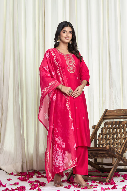Pink Embroidered Kurta Set with Floral Dupatta – Royale