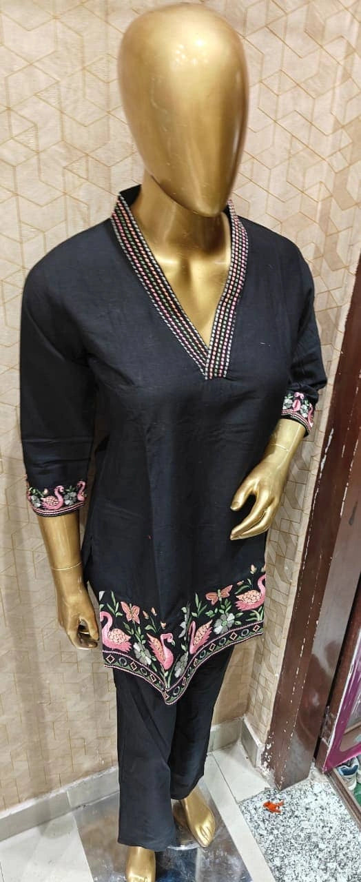 Black Floral Embroidered Kurta Set