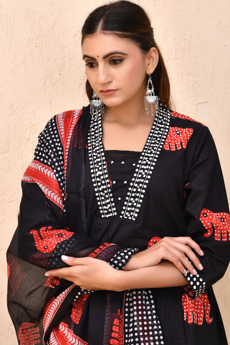Black Cotton Elephant Print Kurta Set with Mirror Neck – Gajraas