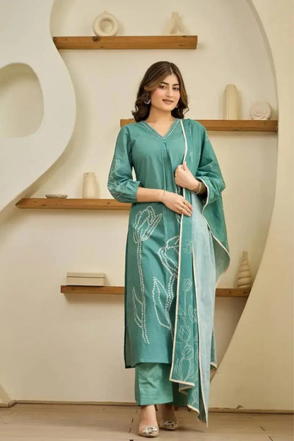 Lavender Floral Embroidered Kurta Set with Dupatta