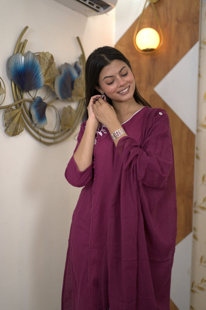 Magenta Embroidered Kurti Pant Suit Set With Dupatta