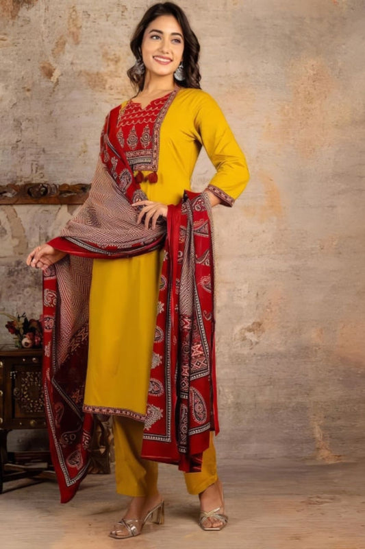 Mustard Jaipuri Printed Suit Set With Premium Dupatta