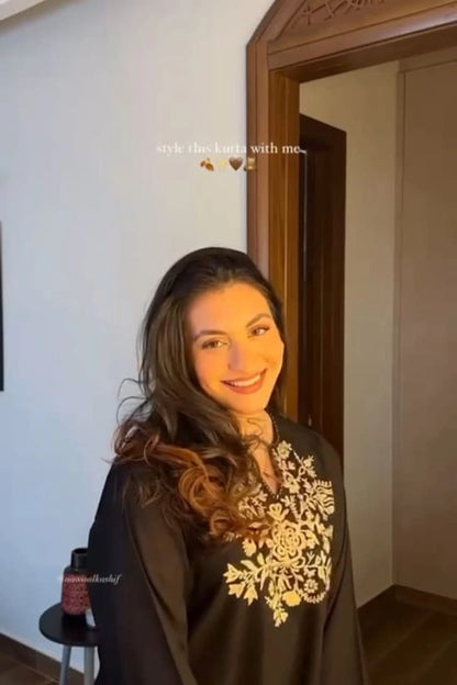 Noir Zari Bloom Embroidered Kurta