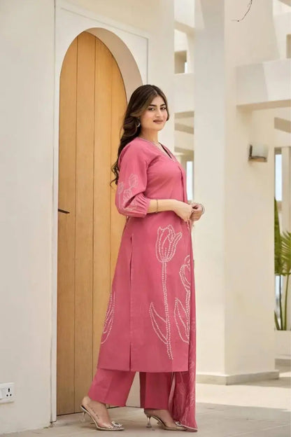 Black Floral Embroidered Anarkali Kurta Set with Dupatta