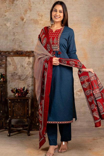 Teal Jaipuri Printed Suit Set With Classic Red Dupatta