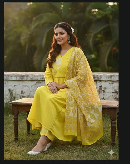Yellow Embroidered Kurta Set Dupatta
