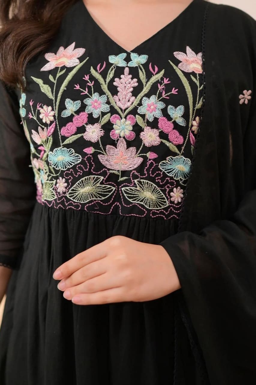 Black Embroidered Anarkali Kurti Pant Set