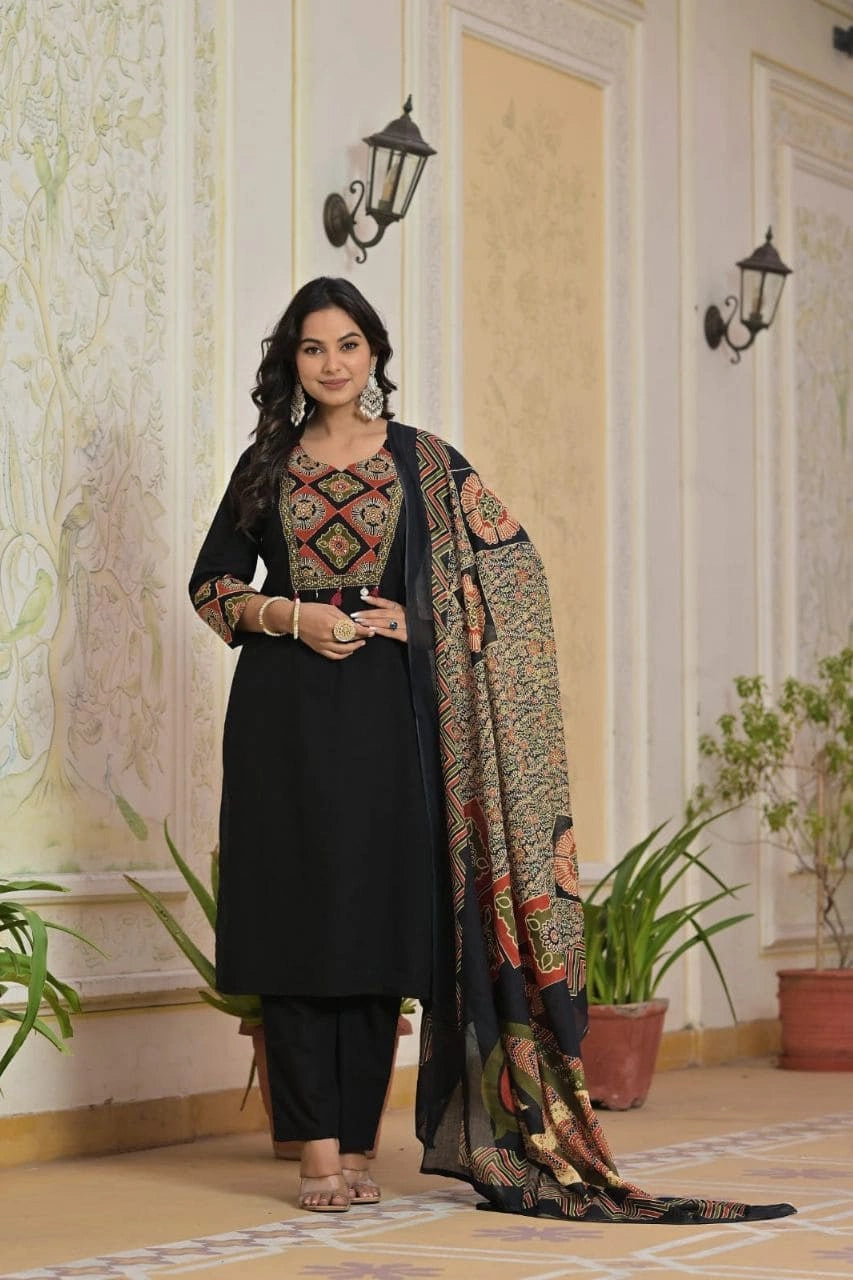 Black Printed Ethnic Kurti Set