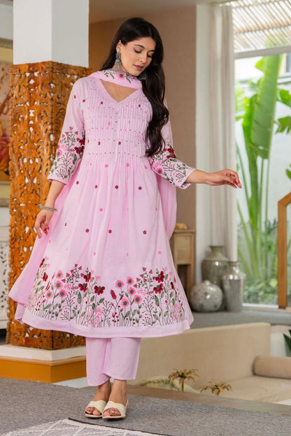Ivory Floral Embroidered Cotton Kurta Set Elegant Style