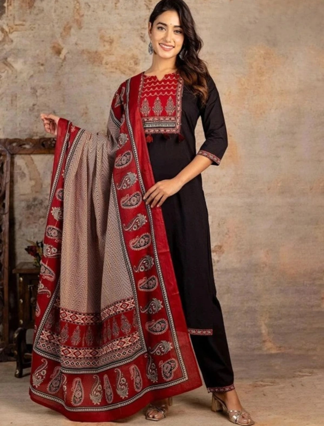 Navy Blue Jaipuri Printed Suit Set With Red Dupatta
